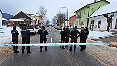 Dva mrtvé a nkolik ranných si vyádal útok noem na gymnáziu ve slovenské...