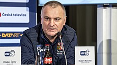Asistent trenéra Robert Reichel na tiskové konferenci po návratu bronzových...