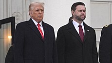 Nastupující prezident USA Donald Trump s jeho viceprezidentem J. D. Vancem