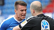 Zden�k Folprecht je�t� coby prvoligový hrá� Liberci v zápase v Ostrav� v ostré...