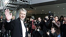 David Lynch p�edstavil svou výstavu The Air is on Fire. (1. b�ezna 2007)