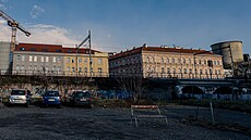 Vstup do zázemí pro bezdomovce, které provozuje spole�nost Podané ruce.