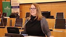 Krajské kolo Ekonomické olympiády zahájila 1. nám�stkyn� hejtmana Jindra...