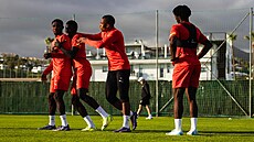 Trénink slávistických fotbalist� na soust�ed�ní ve �pan�lské Marbelle.