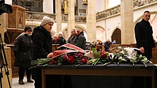 Kostel Nanebevzetí Panny Marie v Most� po�ádá bohoslu�bu za ob�ti po�áru...