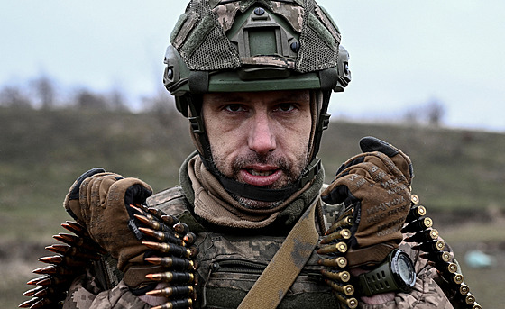 Výcvik ukrajinských voják�, kte�í se po dezerci dobrovoln� p�ihlásili zp�t do...