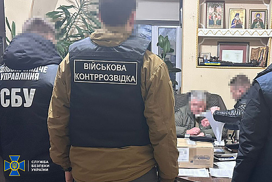 Ukrajinská tajná slu�ba SBU zadr�ela hlavního psychiatra ukrajinské armády,...