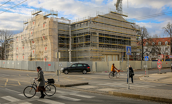 Oprava Kulturního domu Slavie na b�ehu Mal�e v �eských Bud�jovicích se...