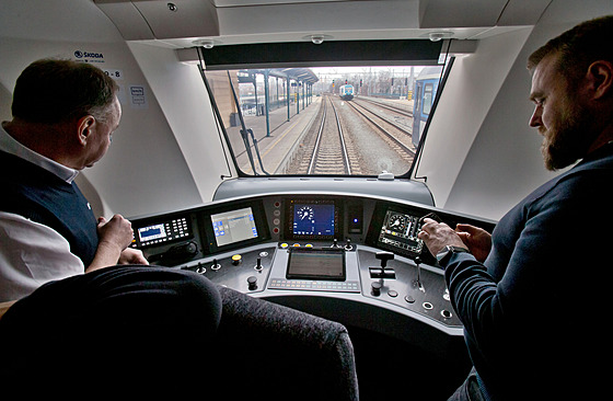 �eské dráhy p�edstavily nové soupravy, které nasadí do provozu v Plze�ském...