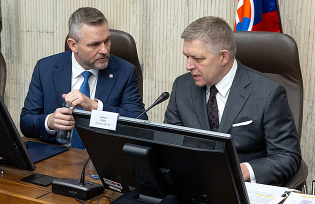 Fico ohlásil „hráz proti progresivismu“. Opřel se do českých politiků