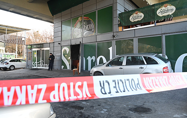 Kriminalisté navrhli obžalovat muže, který úmyslně zapálil bar ve Zlíně