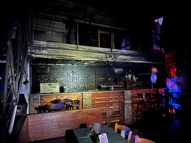 Policie zadržela muže, který úmyslně zapálil bar ve Zlíně