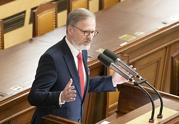 Rozpadá se mentálně Fialova vláda, nebo je nemohoucnost součástí volební kampaně?