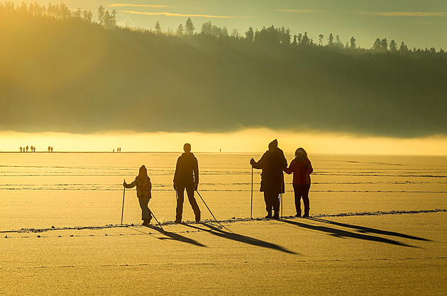 Ledaři nemají čím upravit dráhu na Lipně, jejich rolba je po nehodě poškozená