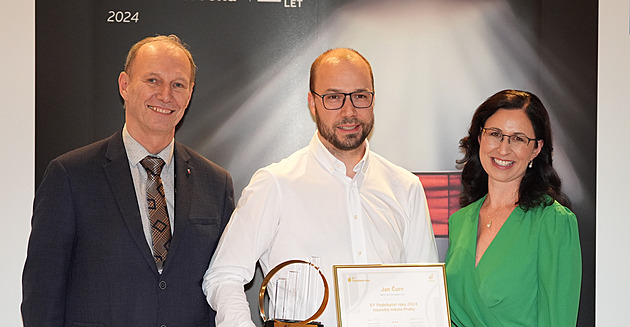 Zleva: Zdenk Kováík, radní hlavního msta Prahy pro oblast financí, rozpotu,...