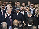 Donald Trump skládá písahu v den své prezidentské inaugurace v Rotund...