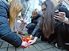 �i�t�n� stolperstein� u p��le�itosti v�ro�� osvobozen� koncentra�n�ho t�bora...