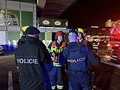 Úto�ník zapálil bar na autobusovém nádra�í ve Zlín�, kdy� do n�j hodil neznámý...