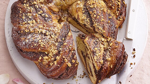 Mazanec s okoládou a oíky