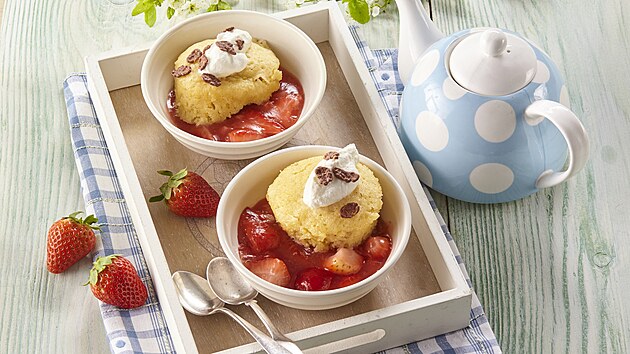 Jahodový dortík do hrneku