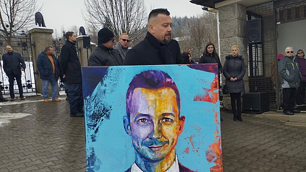 Na poheb dorazil tak herec, bavi a Vondrv kolega Michal Kavalk (24. ledna 2025)