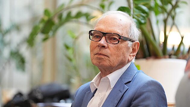 Exministr financ Ivan Piln na ustavujcm snmu strany GEN. (27. ledna 2025)