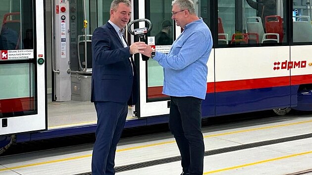 Dopravn podnik msta Olomouce pedstavil 29. ledna 2025 prvn novou tramvaj typu EVO 1/O z dodvky celkem devti novch voz. 