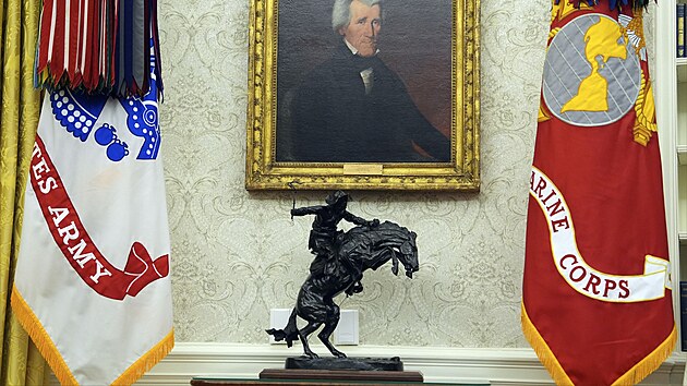 Z�b�r z Ov�ln� pracovny, kde Donald Trump kr�tce po inauguraci podepsal prvn� exekutivn� p��kazy (21. ledna 2025)