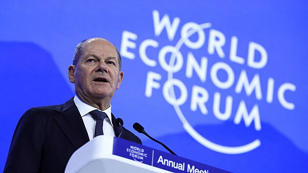 N�mecký kanclé� Olaf Scholz na Sv�tovém ekonomickém fóru v Davosu 2025