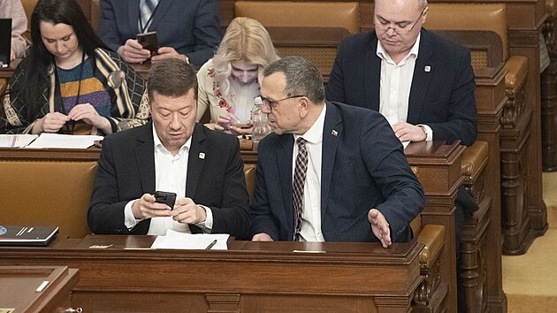 Poslaneck� sn�movna. Tomio Okamura , Jaroslav Foldyna (SPD). (21. ledna 2025)