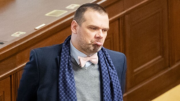 Ministr kultury Martin Baxa z ODS p�i jedn�n� Sn�movny, kter� m�lo na programu zvy�ov�n� televizn�ch a rozhlasov�ch poplatk� (23. ledna 2025)