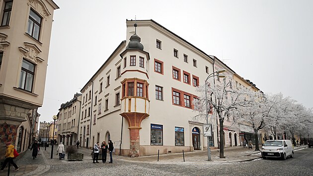 Przkum se kon v dom na rohu Masarykova nmst a ulice Matky Bo. V dom byl podle historickch pramen ubytovn krl Ferdinand I. Habsbursk, kdy v roce 1527 jel na svou korunovan jzdu.