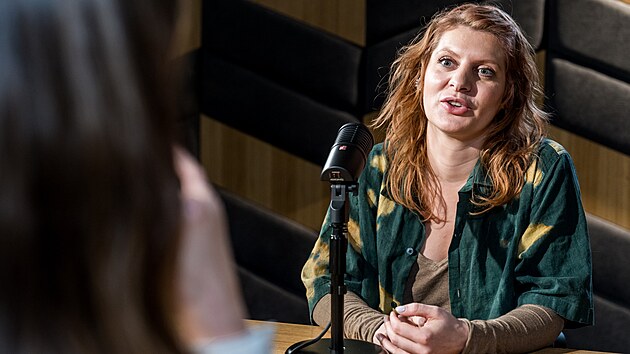 Hostem podcastu NA KAFI byla filmov� viz�istka a make-up artistka Ad�la And�la Bursov�