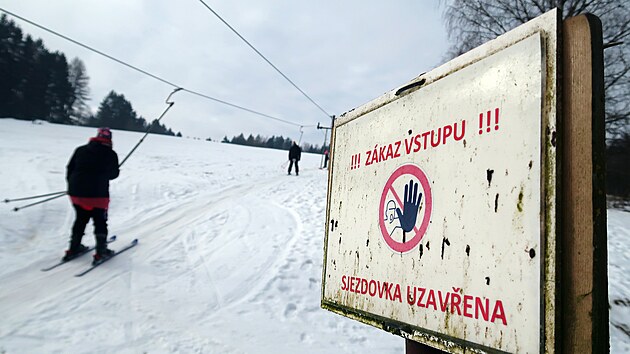 Na Destce se lyuje padest let, podmnkou je prodn snh. (25. ledna 2025)