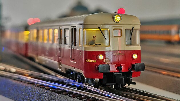 Z nat��en� 143. d�lu magaz�nu POZOR VLAK, nov� digit�ln� laborato� Katedry �elezni�n� dopravy �ilinsk� univerzity