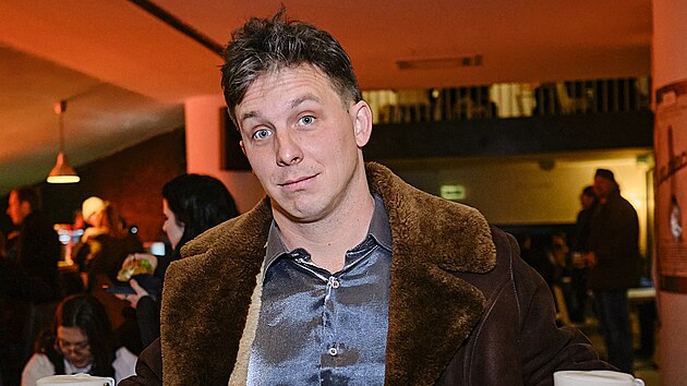Kry�tof Barto� na premi��e filmu Holka od vedle (23. ledna 2025)