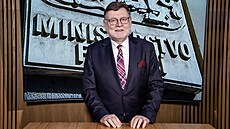 Hostem po�adu Rozst�el je ministr financí Zbyn�k Stanjura.