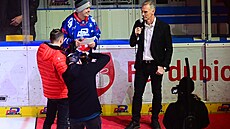 Oslavenec Dominik Haek pi slavnostním ceremoniálu v Pardubicích.