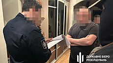 Ukrajinská tajná slu�ba SBU oznámila zadr�ení t�í d�stojník� ukrajinské armády...