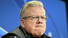 Spar�anský kou� Lars Friis p�ed utkáním s Interem Milán.