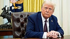 Donald Trump v Oválné pracovně (23. ledna 2025)