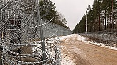 �iletkový drát na hranicích mezi B�loruskem a Polskem (16. ledna 2025)