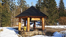 Altán s minerálním pramenem Slaná voda