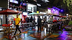 Kolumbijské m�sto Medellín je oblíbenou destinací mu�� hledajících poslu�né...