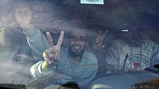 Izrael propustil v�ech 200 palestinských v�z�� ve vým�n� za �ty�i rukojmí. (25....