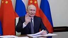 Prezident USA Donald Trump (vlevo) a jeho �ínský prot�j�ek Si �in-pching na archivním snímku.