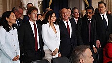 Zleva doprava: manelka majitele Mety Marka Zuckerberga Priscilla Chanová,...