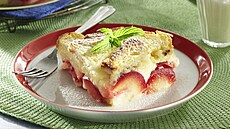 �emlovka s pudinkem a slívami