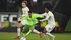 Andu Kelati z Kielu dr�í Tiaga Tomase.