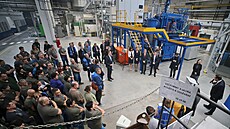 Firma PBS slavnostn� zprovoznila novou �íhací a vakuovou pec. Nové investice jí...